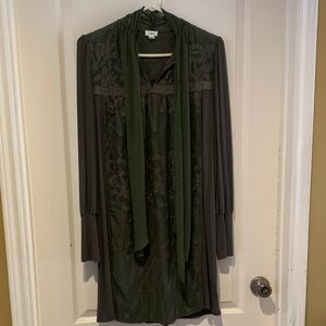 Green Long-Sleeve Tie-Neck Dress -